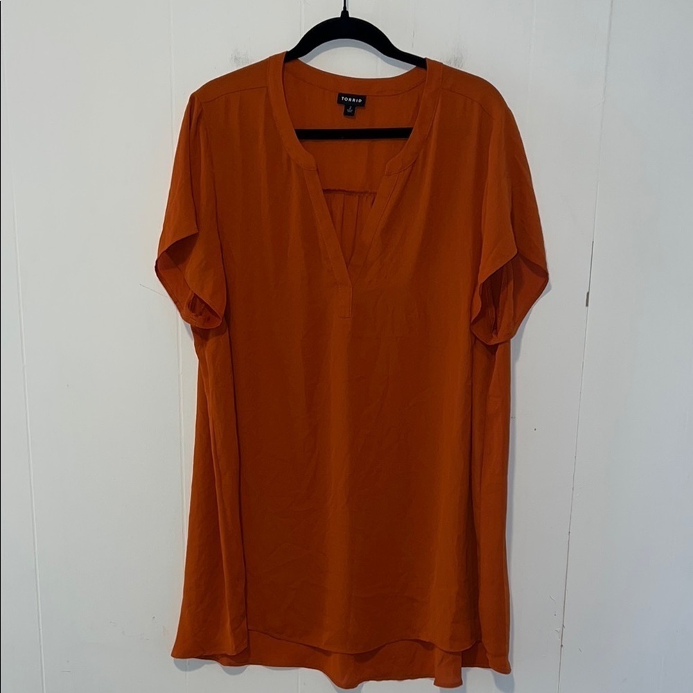 Torrid Women’s Short Sleeve Tunic Sheer Blouse Rust Q26